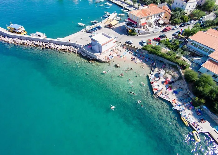 With Parking Space Silo, Krk - 18728 Apartman